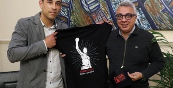 Julio Zamora recibió al boxeador Mateo “el Chino” Verón, en la previa de su combate en Perú