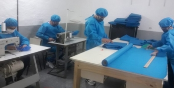 Produción de barbijos y camisolines en cárceles bonaerenses