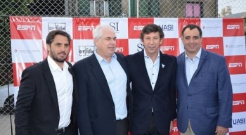 SE INAUGURÓ UNA NUEVA CANCHA DE FÚTBOL EN EL BARRIO LA CAVA