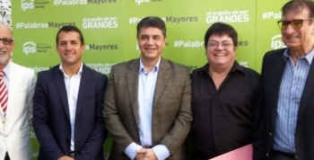 JUNTO A DESTACADAS FIGURAS SE INAUGURÓ PALABRAS MAYORES EN VICENTE LÓPEZ