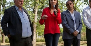 CUESTIONAN A MINISTRO DE VIDAL POR SU LICENCIA IRREGULAR AL CARGO DE INTENDENTE