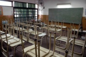 Maestros y profesores universitarios realizarán un paro nacional de 24 horas