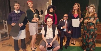 Felices Fiestas, León, de Kado Kostzer, en Teatro de Repertorio