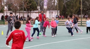 CIENTOS DE CHICOS EN LAS ESCUELAS DE FORMACIÓN DEPORTIVA DE SAN ISIDRO