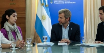 Frigerio recibió a la ganadora del Premio Junior del Agua