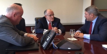 D´Onofrio se reunió con Rudolph Giuliani y Jhon Huvane 