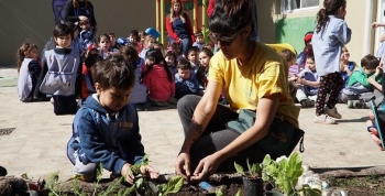 SAN ISIDRO SUMA HUERTAS ORGÁNICAS EN LOS JARDINES DE INFANTES MUNICIPALES