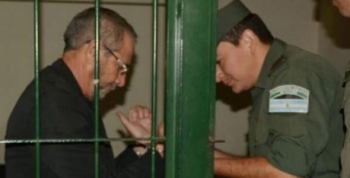 La primera foto de Ricardo Jaime entre rejas, a la espera de la indagatoria