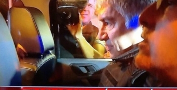 DETIENEN A LAZARO BAEZ EN EL AEROPUERTO DE SAN FERNANDO: DEBE DECLARAR POR PRESUNTO LAVADO DE DINERO