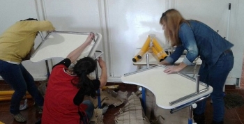 Continúa el equipamiento de las escuelas bonaerenses