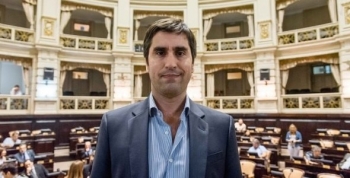 Mosca acusó al FpV de no adoptar 