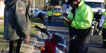 Más de 30 motos en infracción en un control de tránsito de San Fernando