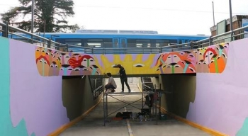PINTAN UN MURAL EN EL NUEVO TÚNEL DE BECCAR