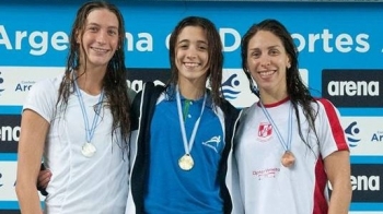 EL EQUIPO DE NATACIÓN DE SAN ISIDRO, SEGUNDO EN UN CAMPEONATO NACIONAL
