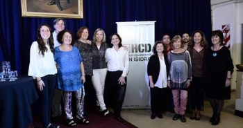 DIVERTIDOS Y EMOTIVOS  RELATOS DE NARRADORES EN EL HCD DE SAN ISIDRO