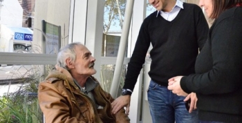 El Municipio trasladó a vecinos isleños para ser atendidos en el Hospital Oftalmológico