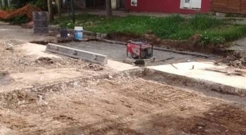 EN BOULOGNE RENUEVAN EL PAVIMENTO DE OLAZÁBAL