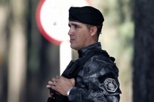 Aumento del 25% para los policías bonaerenses