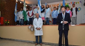 POSSE, EN LOS 50 AÑOS DE LA ESCUELA Nº 23 DE BECCAR