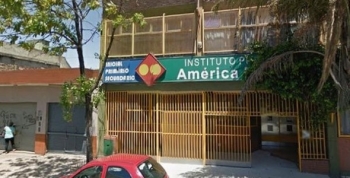 Balearon en el cuello a un adolescente de 16 años para robarle el celular a la salida del colegio