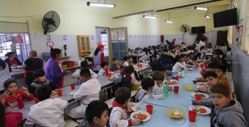 PROGRAMA DE ALIMENTACIÓN ESCOLAR DE SAN ISIDRO LLEGA A CASI 100 ESCUELAS