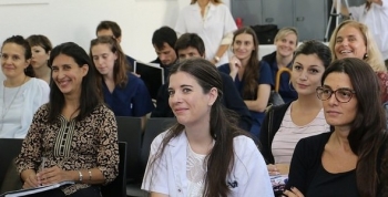 PRESTIGIOSA CAPACITACIÓN EN SALUD MENTAL EN EL HOSPITAL DE BOULOGNE