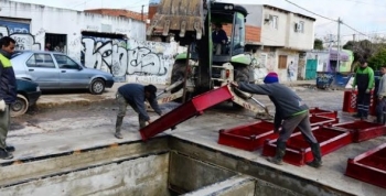 Continúan las obras hidráulicas en la calle Uruguay