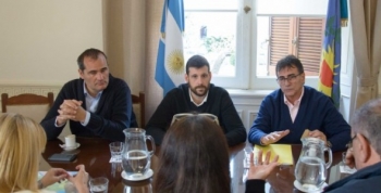 CON APORTES DEL MASSISMO, ISLEÑOS AVANZAN CON LA PROVINCIA PARA SUBSIDIAR EL TRANSPORTE FLUVIAL