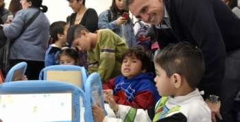 Con Inclusión Digital, San Martín entregó 765 tablets a jardines de infantes