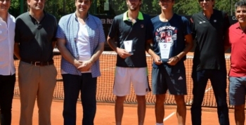 Jorge Macri estuvo presente en la final de la Copa Future Vicente López de tenis