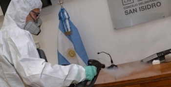REALIZAN TAREAS DE DESINFECCIÓN Y SANITIZACIÓN EN EL HONORABLE CONCEJO DELIBERANTE