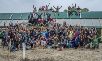 En un pueblo de Uruguay ya funciona la primera escuela pública autosustentable